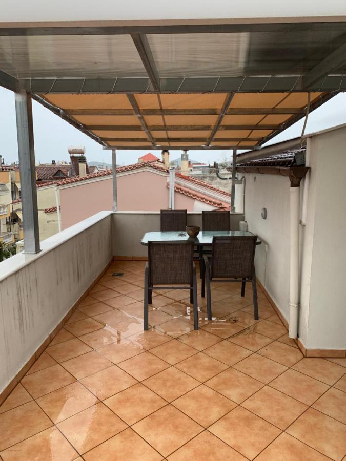 Aretoysa Center Luxury Suites 2 Néa Péramos Dış mekan fotoğraf